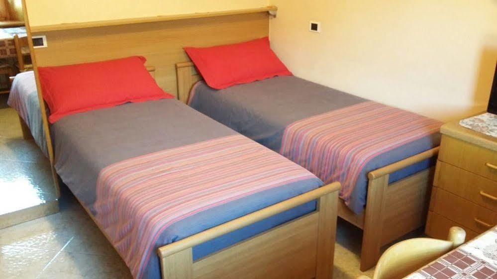 Casa Norberto Lägenhet Livigno Exteriör bild