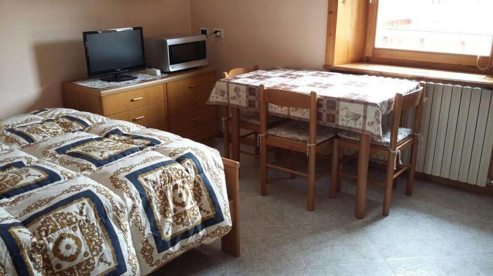 Casa Norberto Lägenhet Livigno Exteriör bild